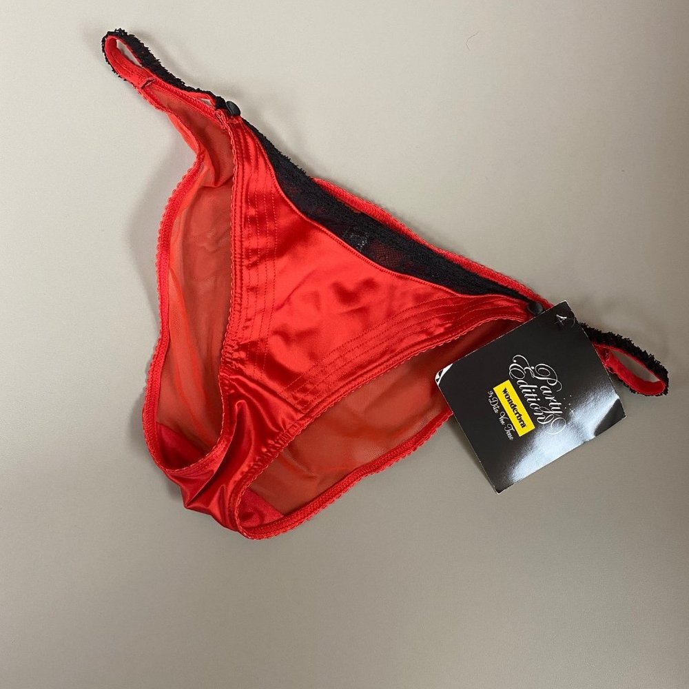 NWT Wonderbra By Dita Von Teese Red Lace Panty